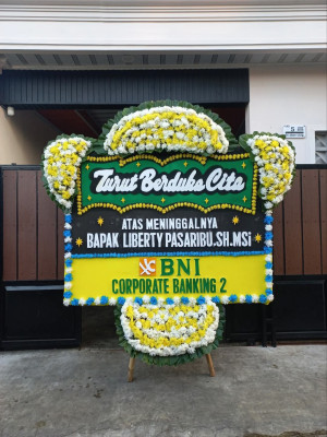Papan Bunga Duka di Afulu