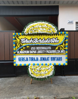 Papan Bunga Duka di Afulu